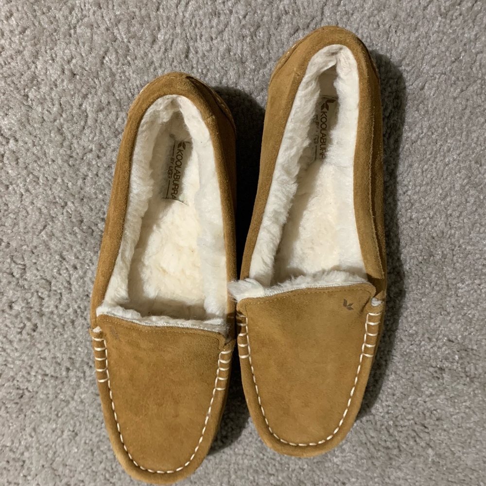 LEZLEY SLIPPER KOOLABURRA by UGG